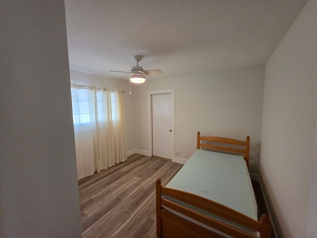 Building Photo - 4892 Oahu Dr
