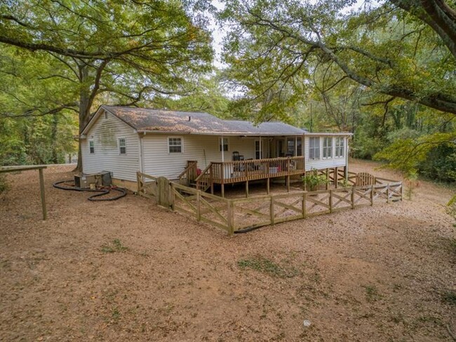 Building Photo - 3024 Bob Cox Rd