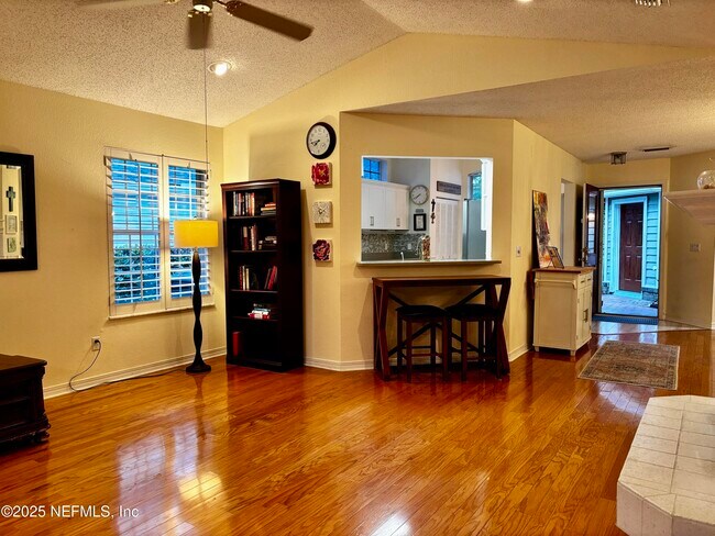 Building Photo - 109 Bay Hill Ct