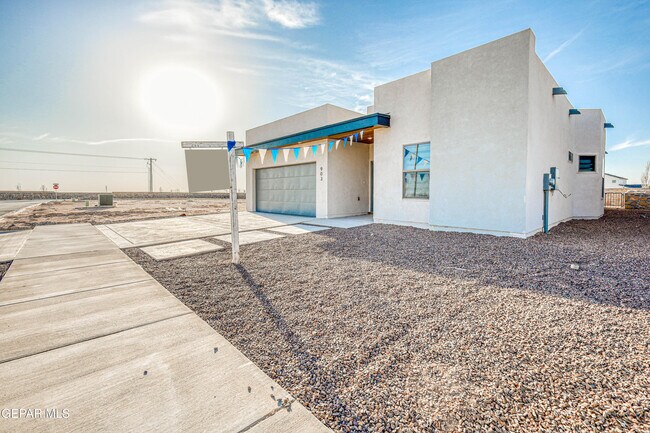 Building Photo - 903 Dewsbury Wy