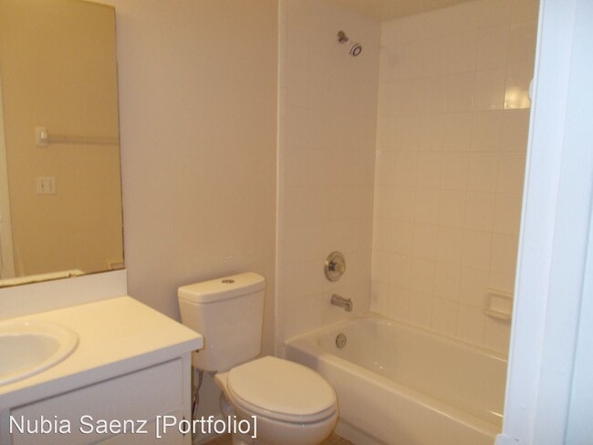 Building Photo - 3 br, 2 bath House - 2347 Harbor Town Drive