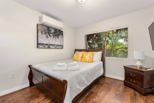 Building Photo - 92-1495-1495 Aliinui Dr