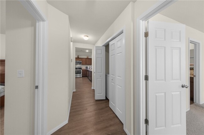 Building Photo - 8110 Dogwood Dr