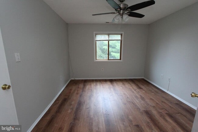 Building Photo - 2202 Aspen Dr