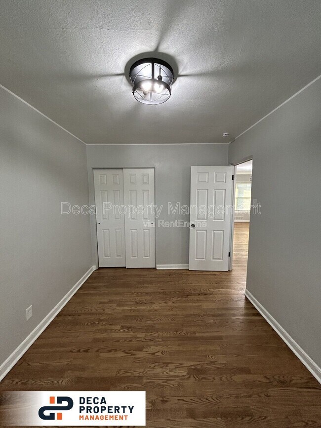 Building Photo - 10939 Brookings Dr