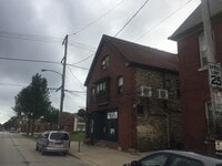 Building Photo - 815 E Locust St