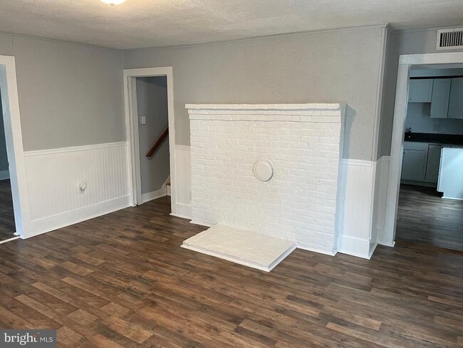 Building Photo - 318 Highland Ave