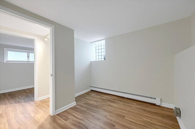 Building Photo - 205 Hudson St