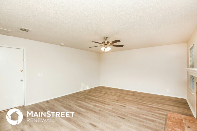 Building Photo - 1220 Cheyenne Ct