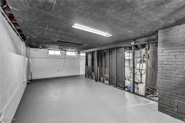 Building Photo - 20270 Ardwell Dr