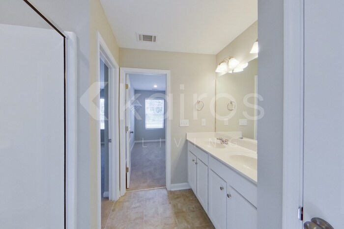 Building Photo - 7333 Foggy River Dr