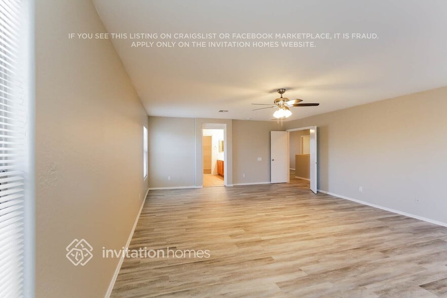 Building Photo - 11867 W Sherman St