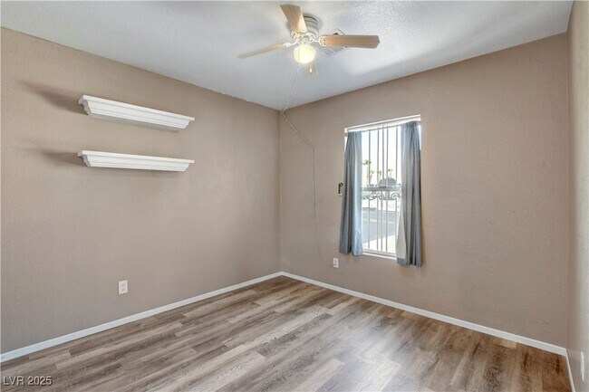 Building Photo - 1259 Black Cherry St