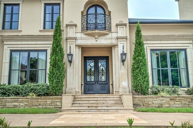 Building Photo - 5701 Mistletoe Ct