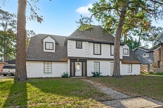 Building Photo - 3815 Fernglade Dr