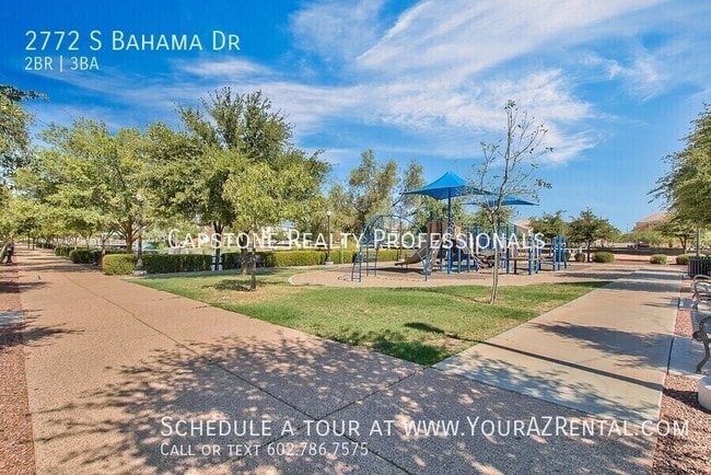 Building Photo - 2772 S Bahama Dr