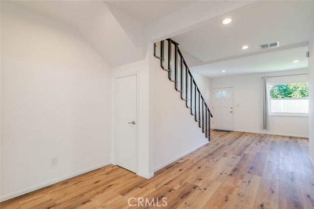 Building Photo - 15243 Valleyheart Dr