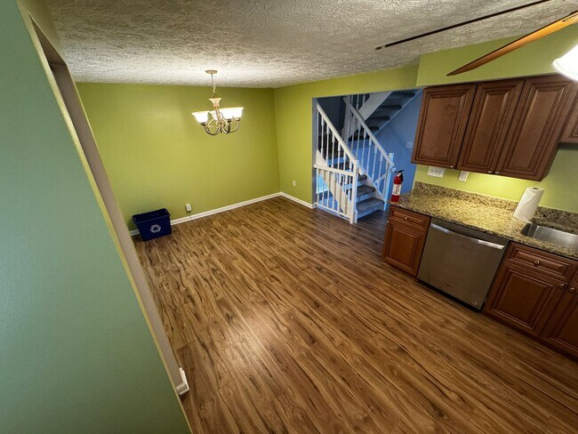 Building Photo - 3226 Split Oak Ct