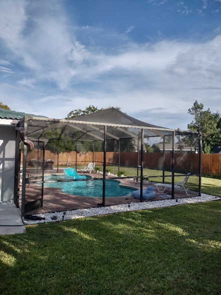 Building Photo - 2754 Renatta Dr