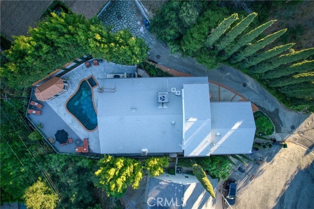 Building Photo - 7796 Skyhill Dr