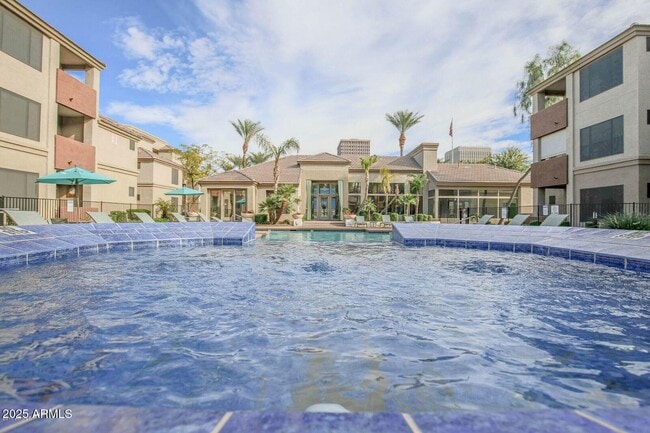 Building Photo - 3848 N 3rd Ave