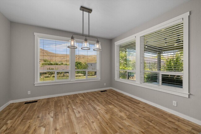 Building Photo - Charming 4?BR | 3?BA Home in Avimor