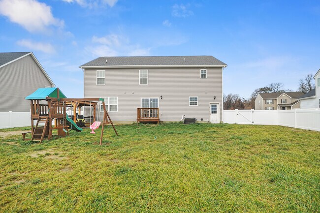 Building Photo - 100 Cilento Dr