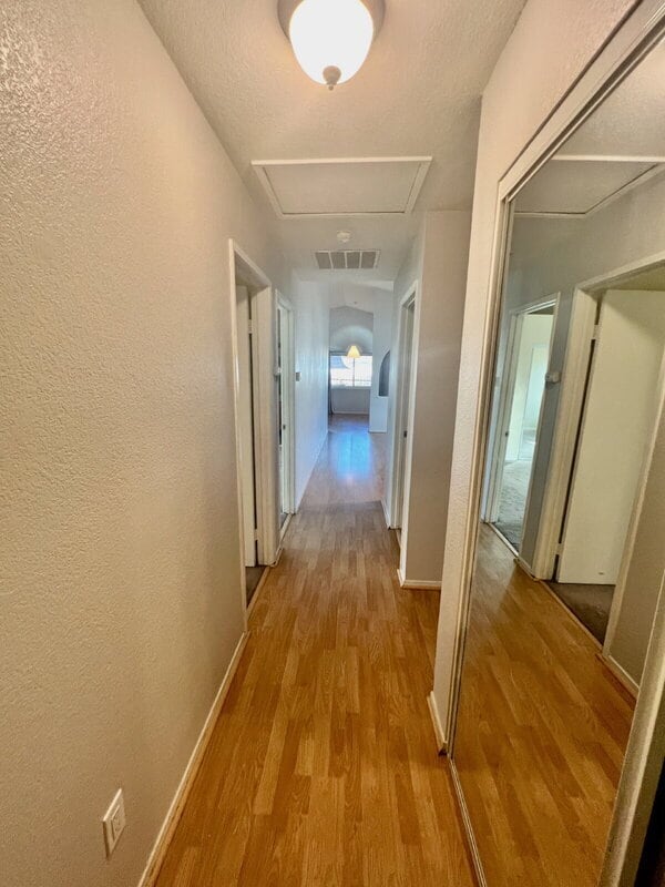 Building Photo - 1180 Camellia Ln