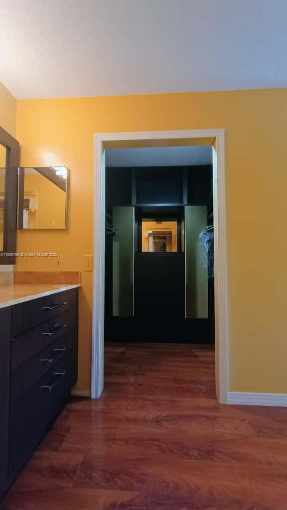 Building Photo - 19999 E Country Club Dr