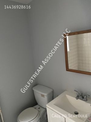 Building Photo - 917 N Streeper St