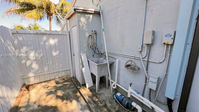 Building Photo - 6980 Scott St