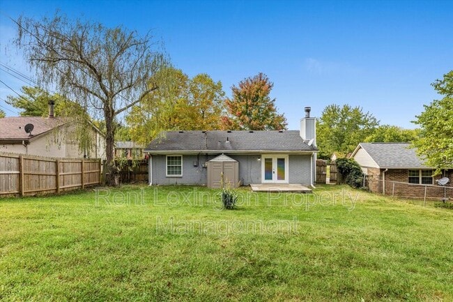 Building Photo - 3340 Featherston Dr