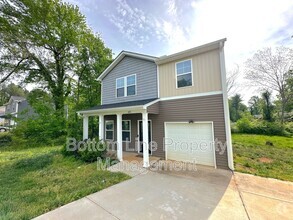 Building Photo - 488 Gray St