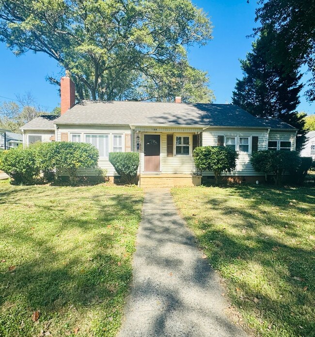 Primary Photo - Move-in Ready!