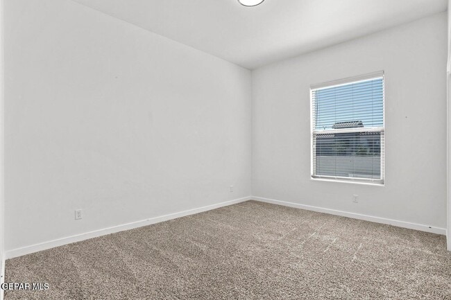 Building Photo - 717 Chatham Pl