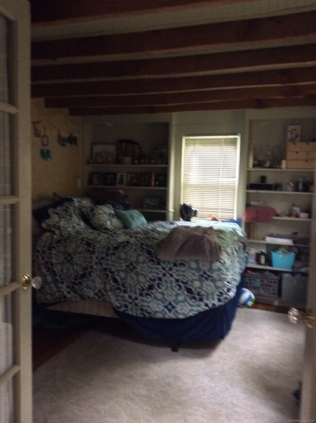 Building Photo - 1187 Mt Carmel Ave