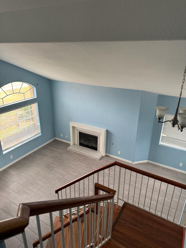 Building Photo - 5543 N Magnolia Dr