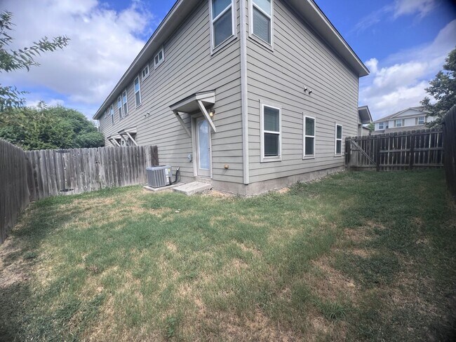 Building Photo - 6302 Melanzane Ave