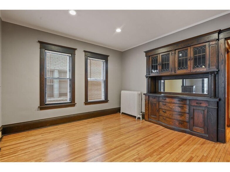 Building Photo - 3117 Fremont Ave S