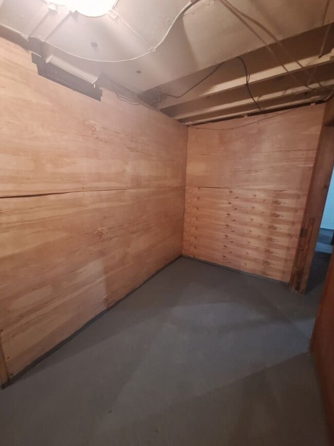 Building Photo - Come see your next home!!  3 bed, 2 bath i...