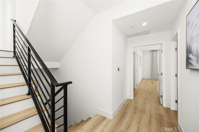 Building Photo - 137 St Francis St