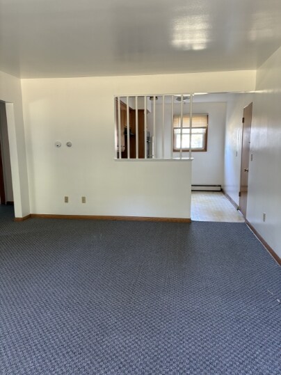 Building Photo - 102 S Brewer Dr