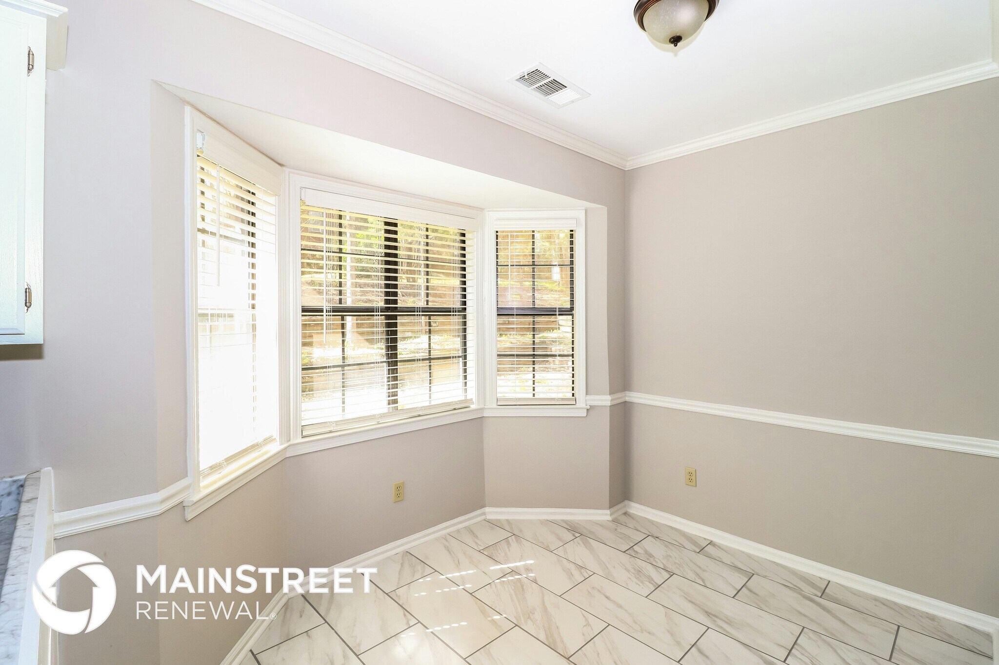 Building Photo - 8239 Shady Fern Cove