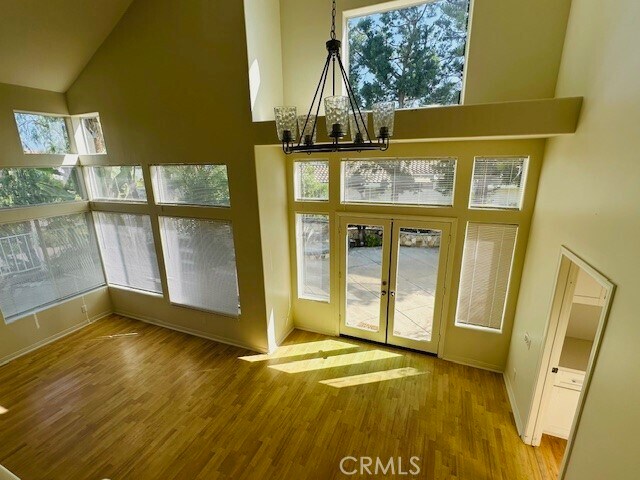 Building Photo - 26562 White Oaks Dr