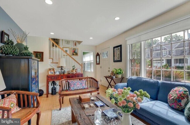 Building Photo - 9504 Milstead Dr