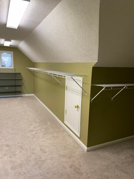 Building Photo - 4201 Bridlepath Pl
