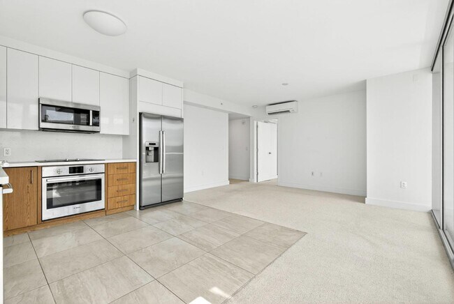 Building Photo - 629 Keeaumoku Street - Azure Ala Moana #1303