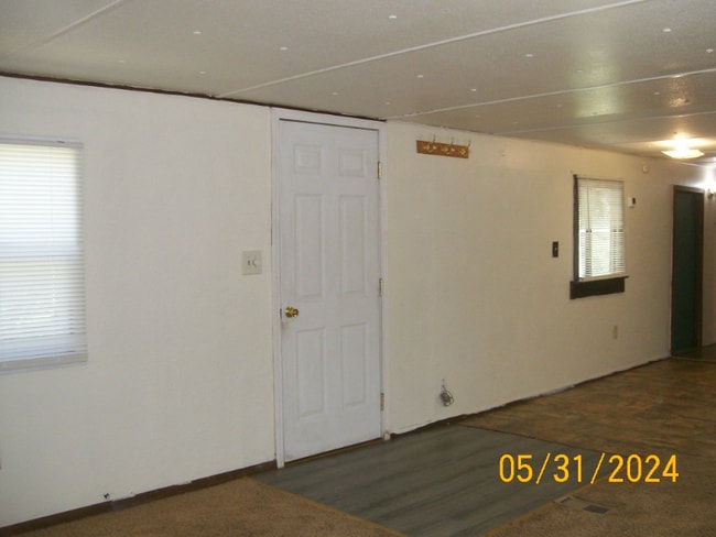 Building Photo - 4282 US Hwy 89 S