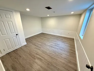 Building Photo - 517 Beckman St