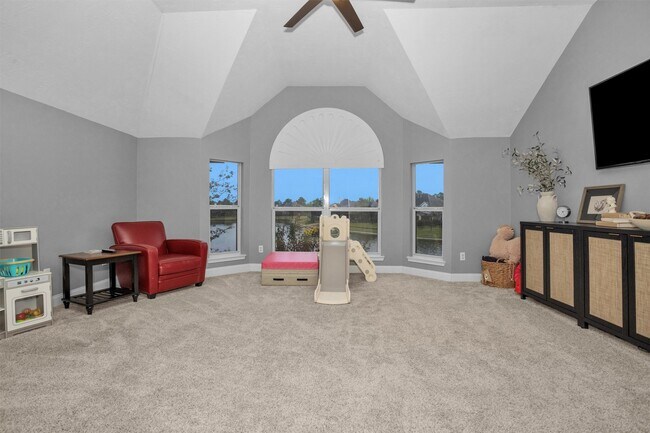 Building Photo - 3006 E Lake Falls Cir